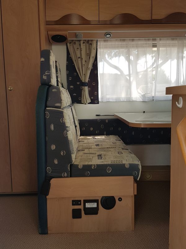 VENDU CAMPING CAR BURSTNER T603